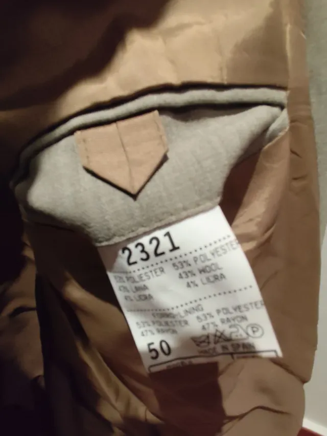 Americana y chaleco beige