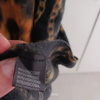 Chal bufanda 10% lana 90% viscosa