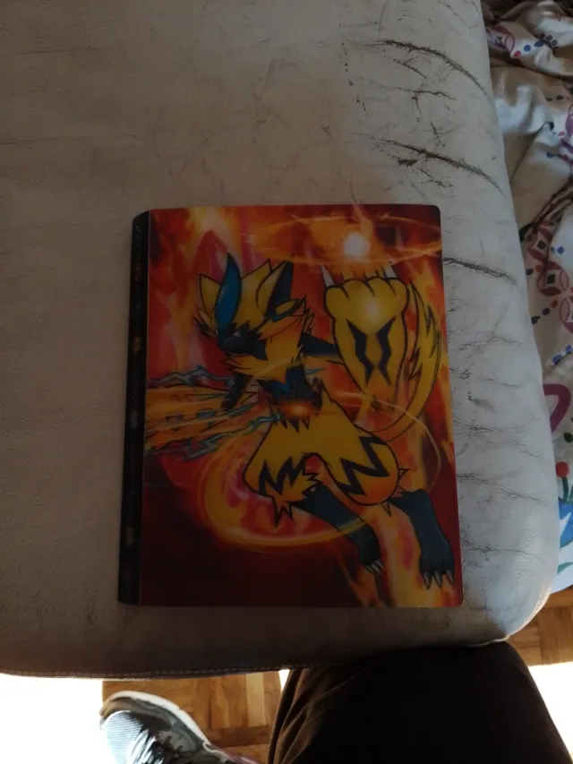 Álbum de cartas Pokémon 72 Cartas