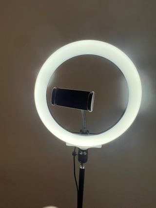 Aro de luz LED 26cm con trípode