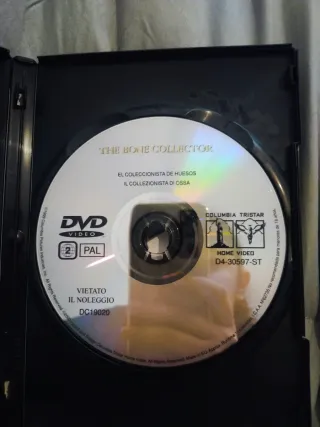 DVD El Coleccionista de Huesos