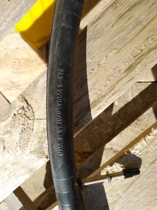 Dos cámaras Kenda 700x35/43C Válvula Fina