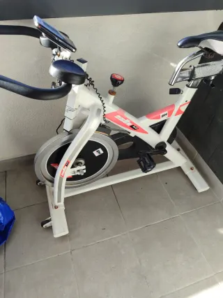 Bicicleta Spinning BH