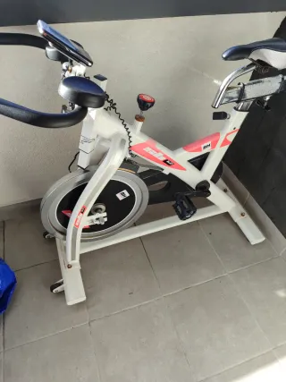 Bicicleta Spinning BH