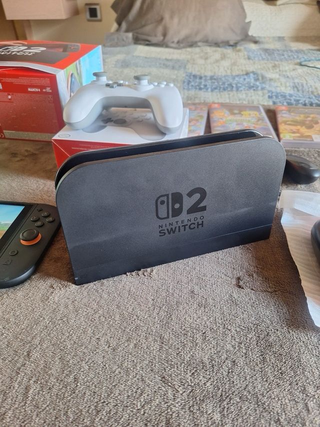 Nintendo Switch 2 + Accesorios + Videojuegos.