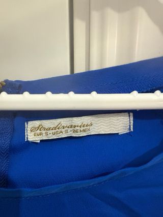 Lote: Blusa negra y blusa azul talla S