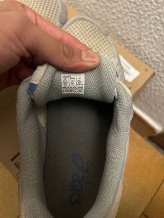 Asics Beige/Gris Zapatillas Deportivas