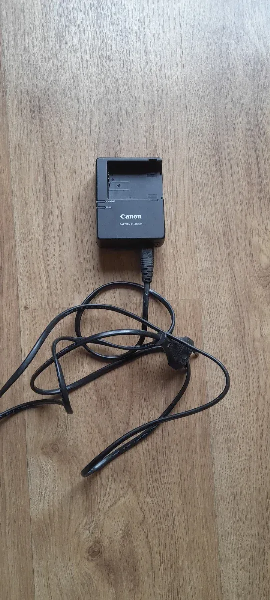 Cargador Canon LC-E8E