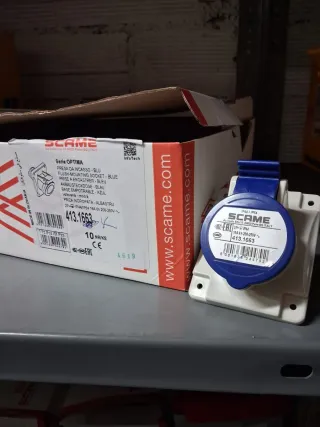 SCAME 413.1663 Enchufe Azul