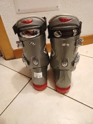 Scarponi Sci Atomic Donna