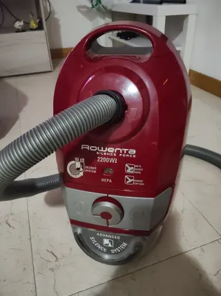 Aspiradora Rowenta Silence Force 2200W