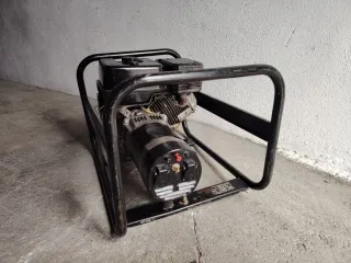 Generador Eléctrico Mitsubishi  Vanguard 9 HP