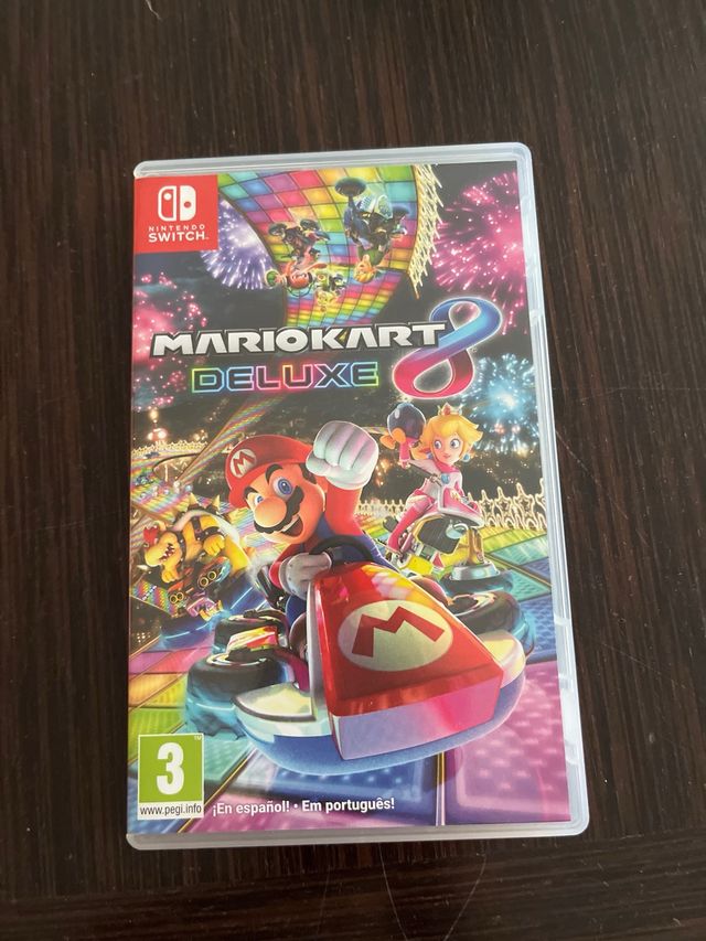 Nintendo Switch + Funda + Mario Kart 8 Deluxe