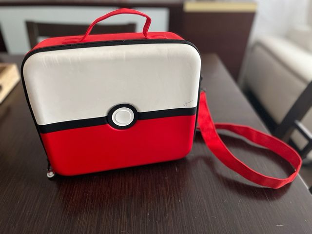 Nintendo Switch + Funda + Mario Kart 8 Deluxe