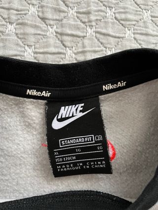 Sudadera Nike Air Niño Gris y Negro