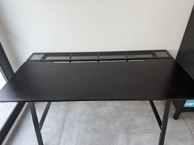 Scrivania Gamer Nera 2 pezzi a 100€ ciascuna