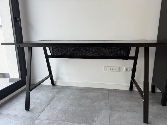 Scrivania Gamer Nera 2 pezzi a 100€ ciascuna