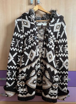 Abrigo punto Zara estilo étnico talla M