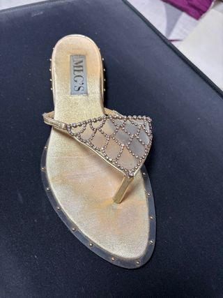 Sandalias doradas talla 41