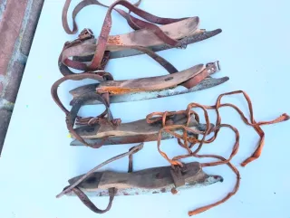 Lote 2 parejas patines hielo antiguos