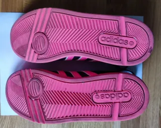 Zapatillas Adidas Neo Negras y Rosas