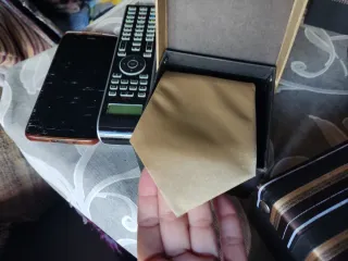 Corbatas nuevas con su estuche,