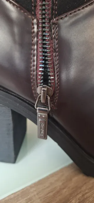 Botines Bershka Burdeos Nuevos Talla 39