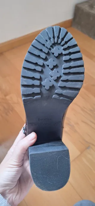 Botines Bershka Burdeos Nuevos Talla 39