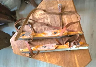 Patines de hielo antiguos escandinavos