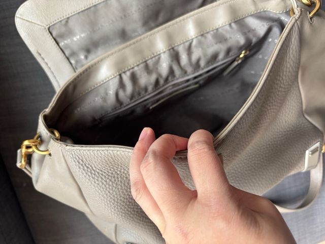 Bolso Marc by Marc Jacobs Gris