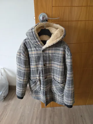 Abrigo niño cuadros forro acolchado T.13-14
