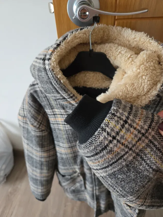 Abrigo niño cuadros forro acolchado T.13-14