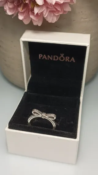 Anillo Pandora Lazo Plata y Circonitas