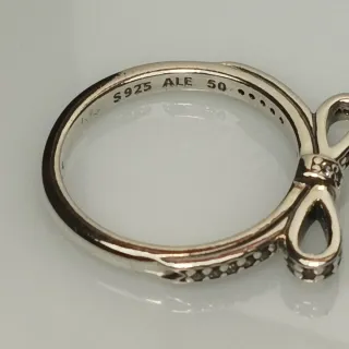 Anillo Pandora Lazo Plata y Circonitas