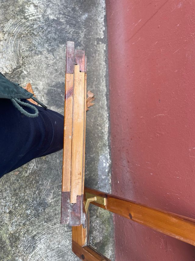 Preciosa ventana pequeña de 2 hojas madera tela