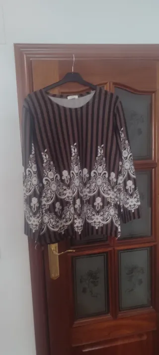 Jersey rayas y estampado floral