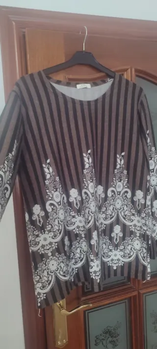 Jersey rayas y estampado floral