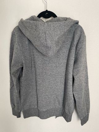 Sudadera Pull & Bear gris con cremallera