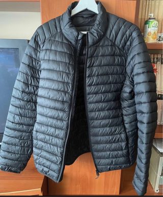 Plumas negro acolchado