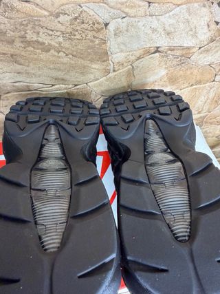 Nike Air Max 95 Negras