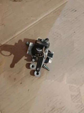 Panel y cerradura maletero Audi A3 8L