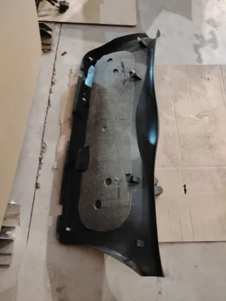 Panel y cerradura maletero Audi A3 8L