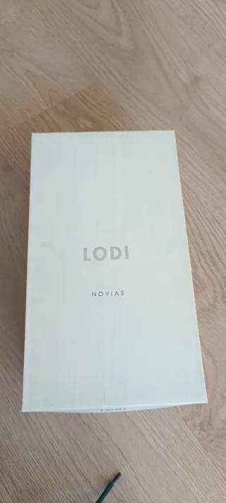 Zapatos de fiesta Lodi blancos talla 39