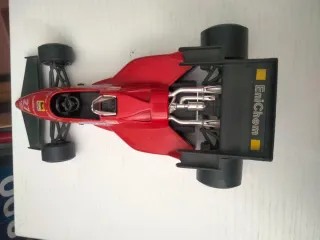 Bburago Ferrari 126 C4 1/24 M.Alboreto