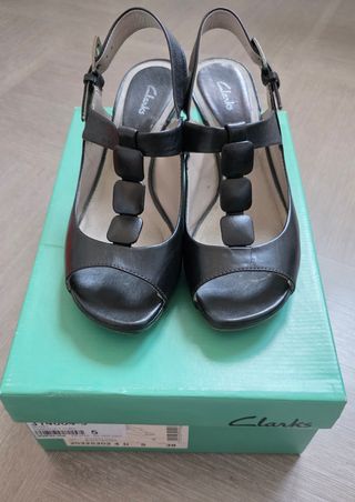 Sandalias cuña Clarks Negras Talla 38