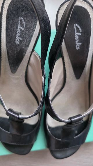 Sandalias cuña Clarks Negras Talla 38
