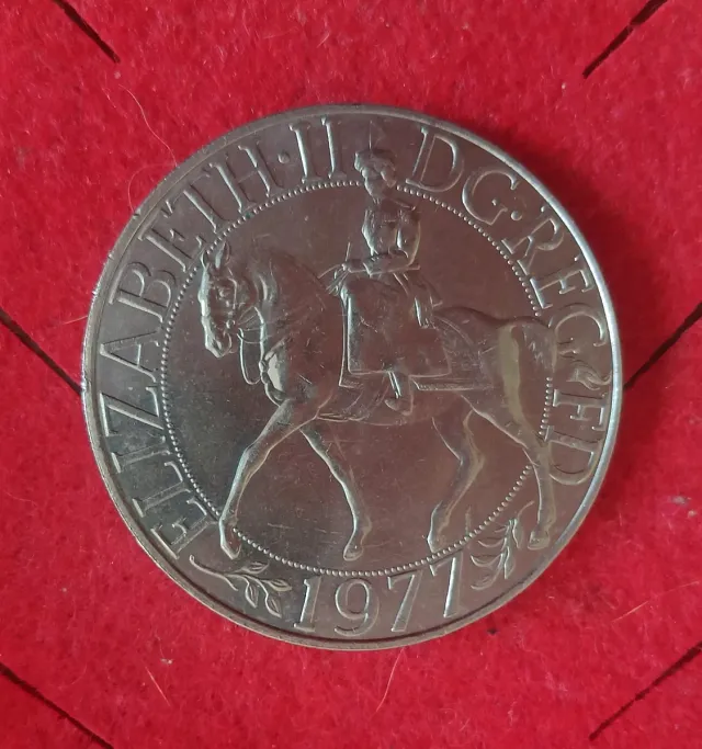Moneda 25 peniques  Isabel II 1977
