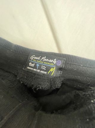 Pantalones cortos negros con cordón