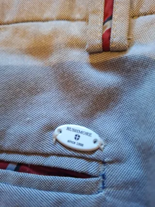 Pantalón tipo docker hombre gris