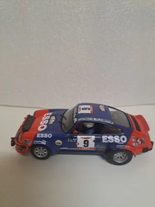 PORSCHE 911 SC ESSO